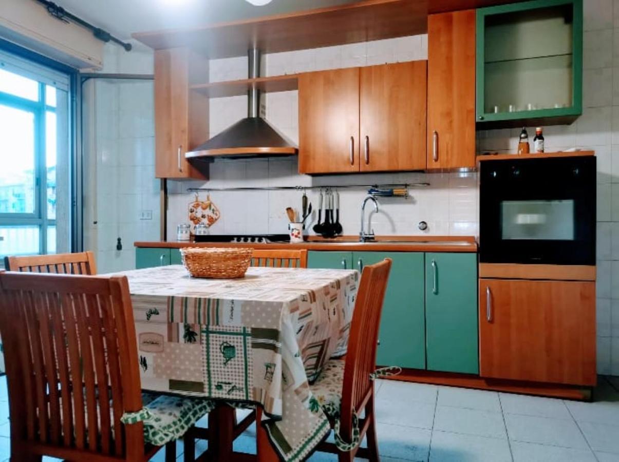 Lorenzo Guest Suite With Free Private Parking-- Cantieri Culturali Palermo Exterior photo