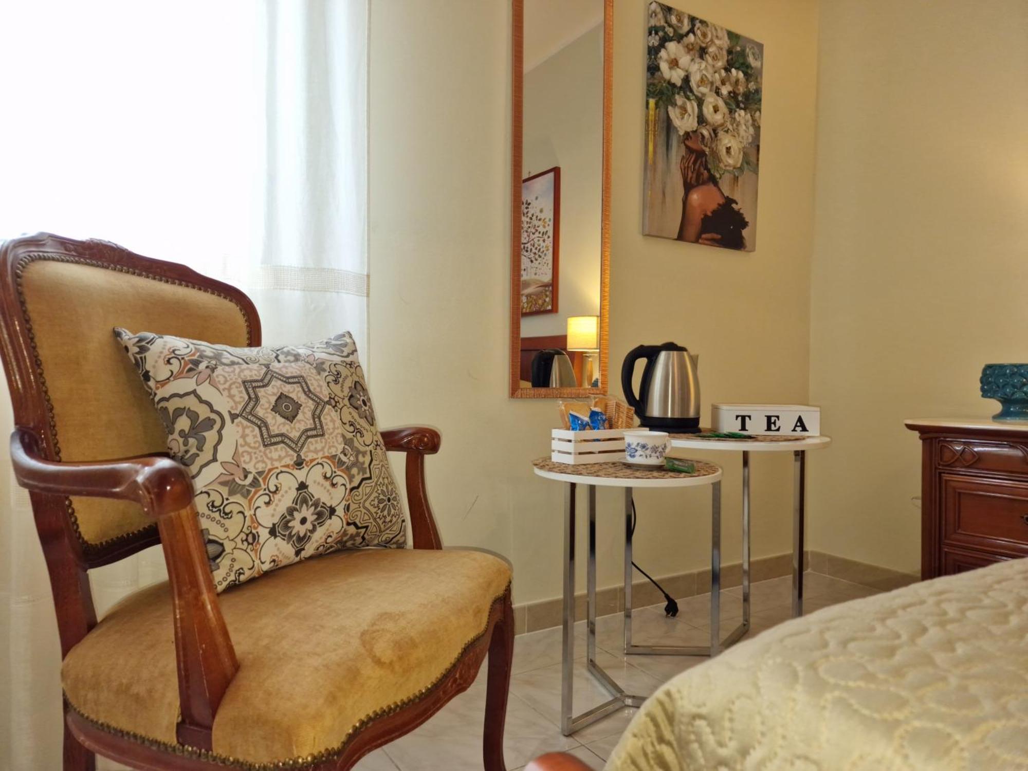 Lorenzo Guest Suite With Free Private Parking-- Cantieri Culturali Palermo Exterior photo