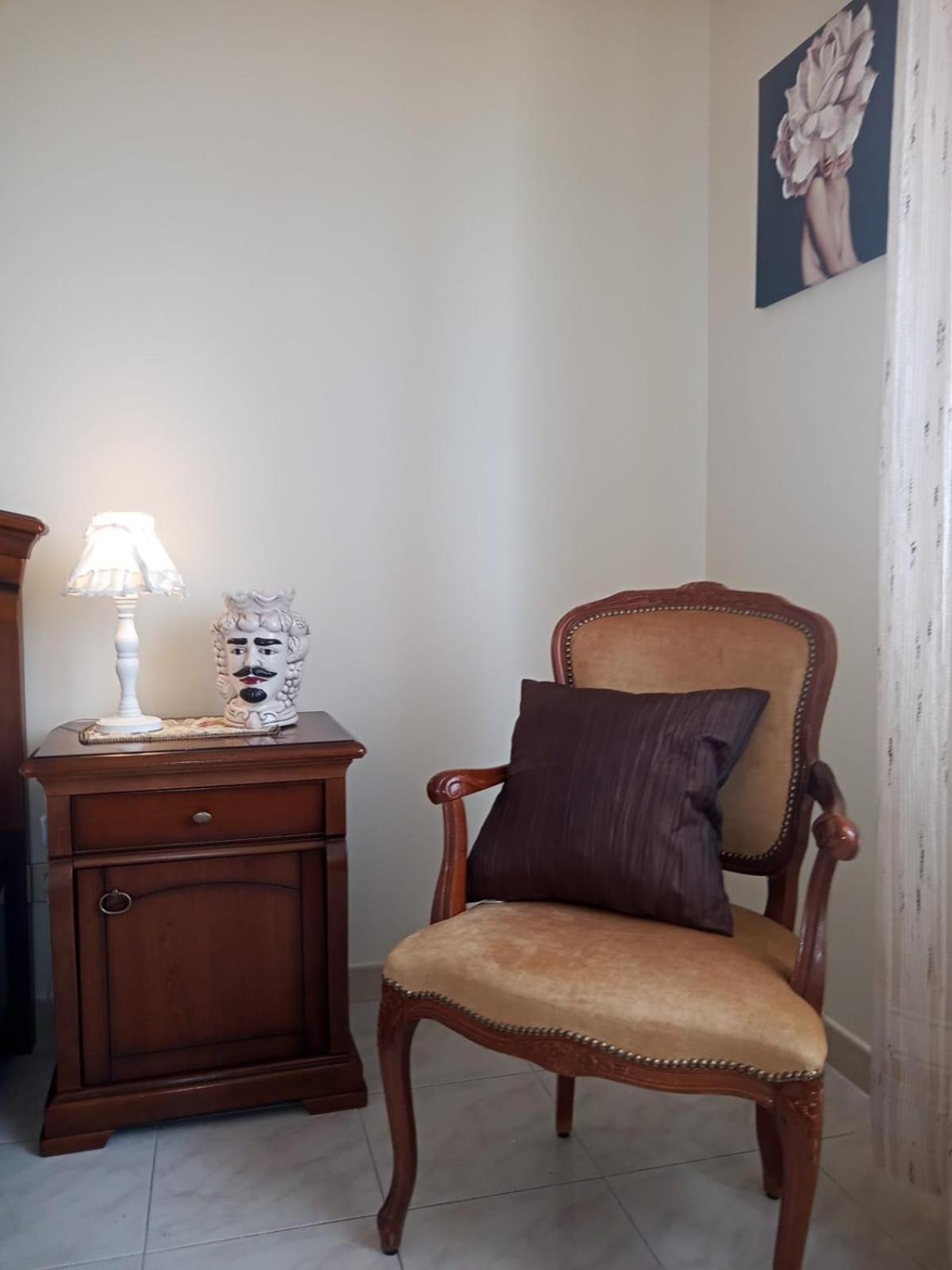 Lorenzo Guest Suite With Free Private Parking-- Cantieri Culturali Palermo Exterior photo