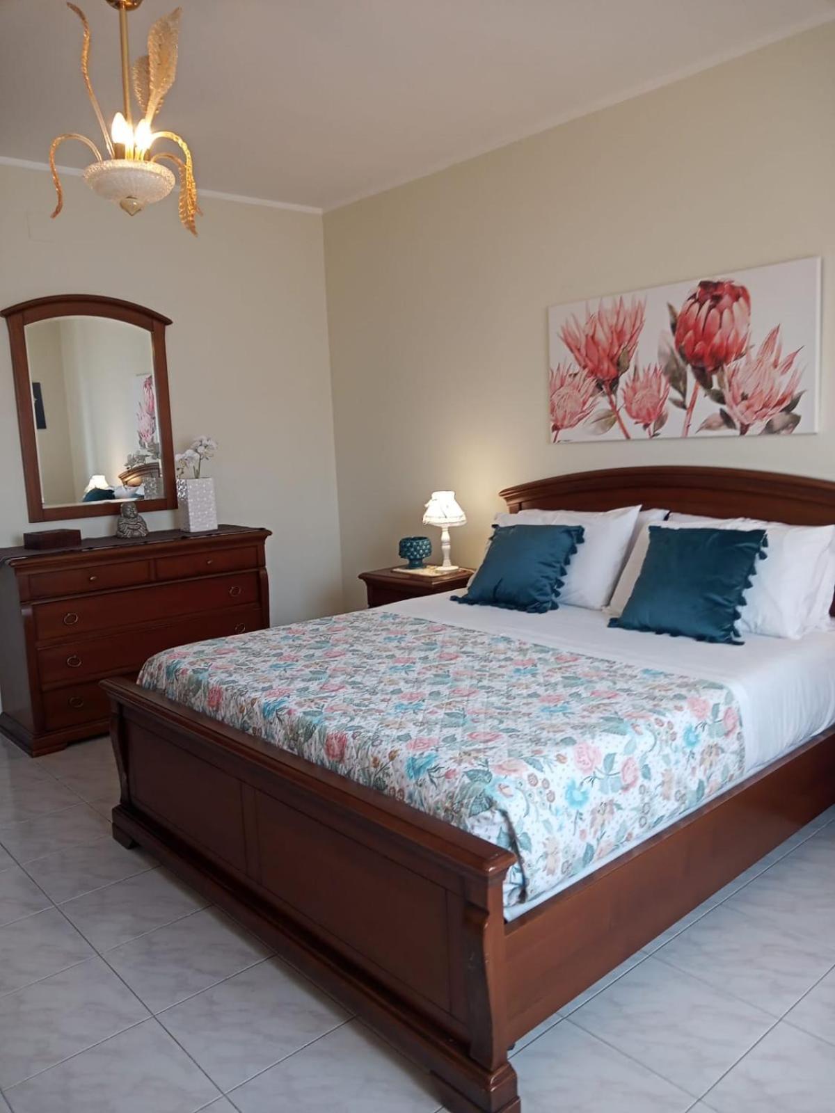 Lorenzo Guest Suite With Free Private Parking-- Cantieri Culturali Palermo Exterior photo